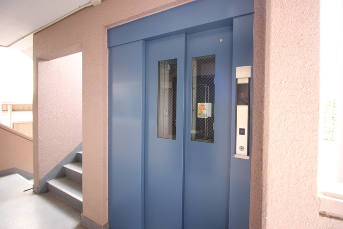 石照マンション花池の物件外観写真