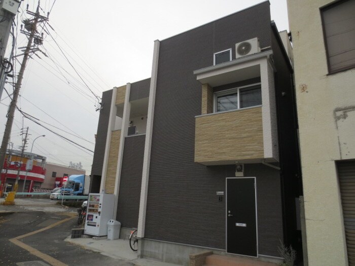 CERESIA Y-3の物件外観写真