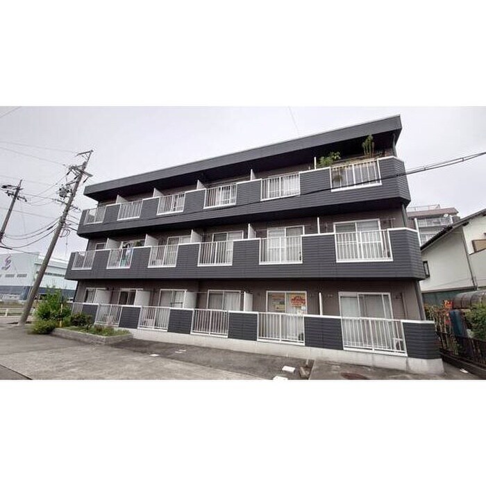 COMFORT 96の物件外観写真