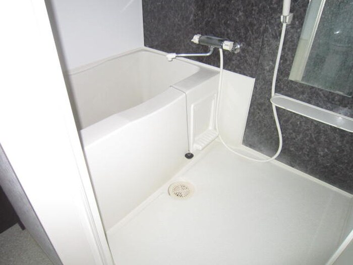 White Hills Eastの物件内観写真