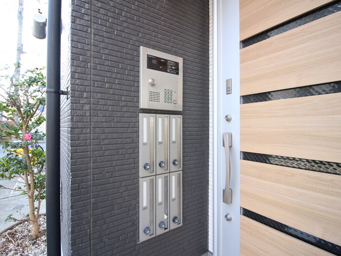 White Hills Eastの物件外観写真