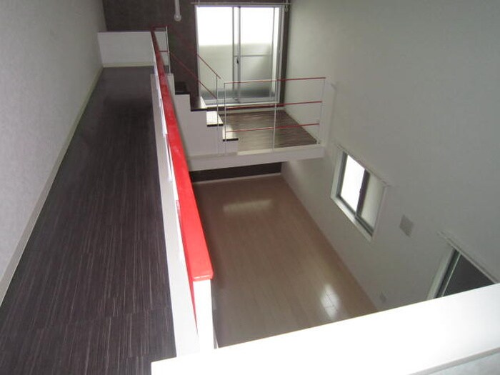 White Hills Eastの物件内観写真