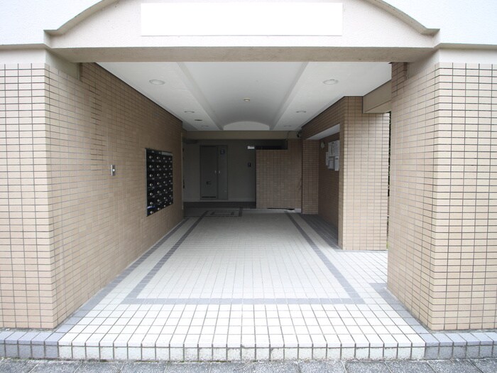 エルスタンザ原の物件外観写真