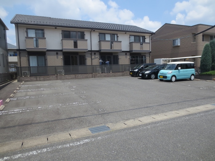 サン・イーストの物件外観写真