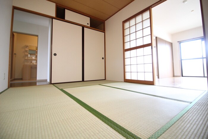 クイーンハイツ滝ノ水の物件内観写真