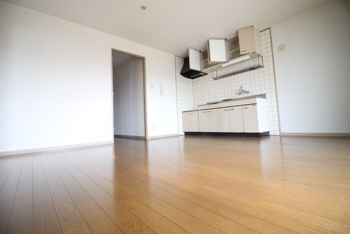 クイーンハイツ滝ノ水の物件内観写真