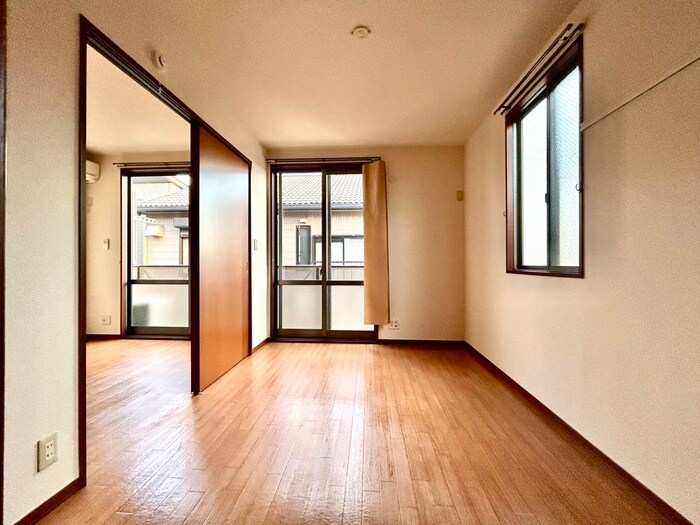 ＦＬＡＴＳ ＴＵＲＮＥＲの物件内観写真