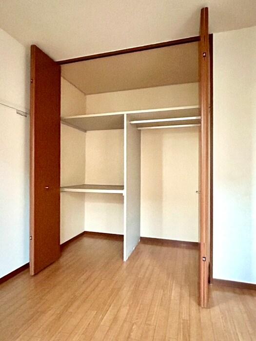 ＦＬＡＴＳ ＴＵＲＮＥＲの物件内観写真