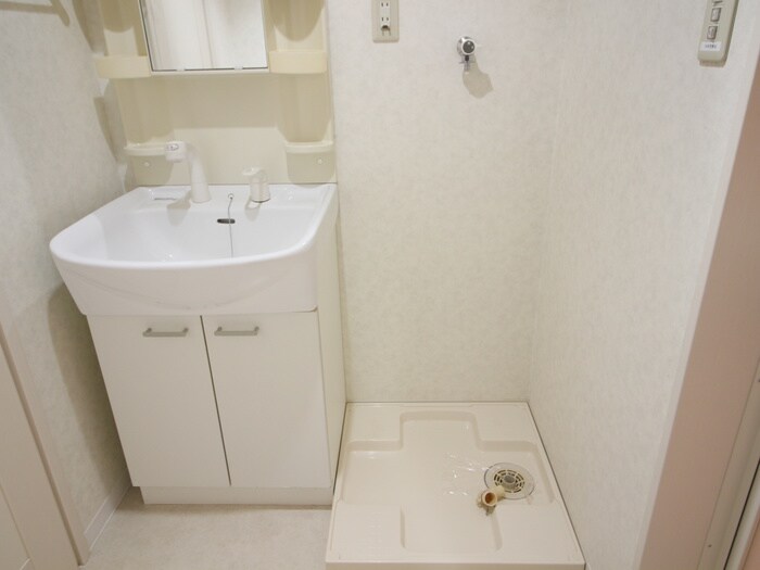 クレフラスト野並B棟の物件内観写真