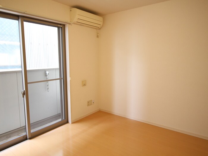 クレフラスト野並B棟の物件内観写真