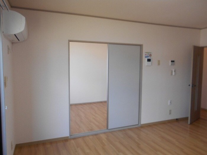 ラ・カージェ松浦の物件内観写真