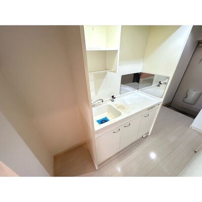 ドヌールⅤ草薙の物件内観写真