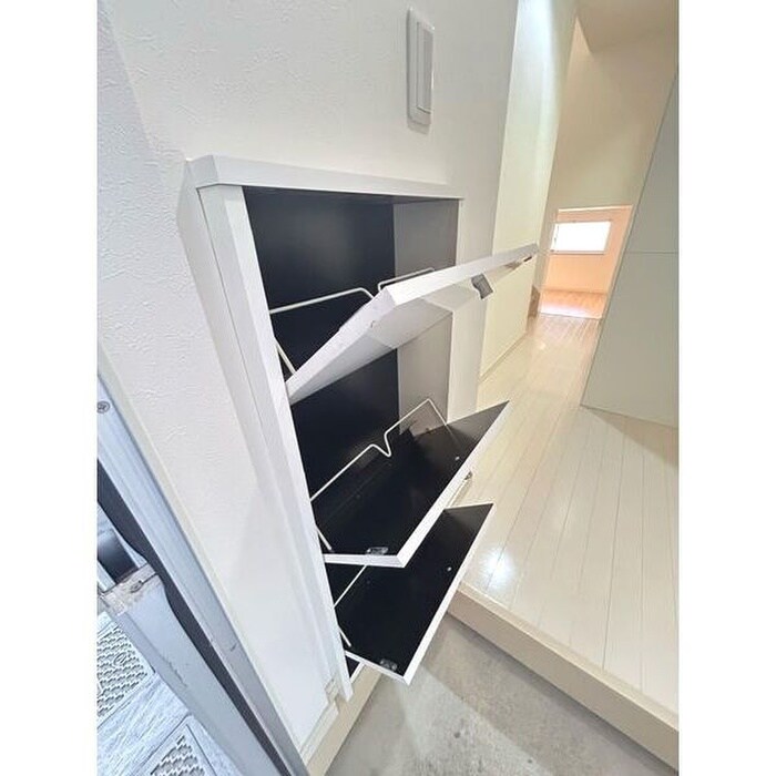 ドヌールⅤ草薙の物件内観写真