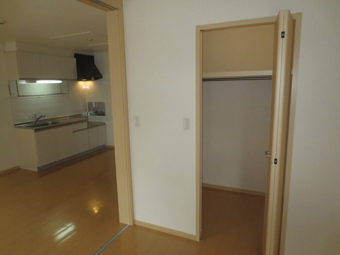 リヴィエ－ルの物件内観写真