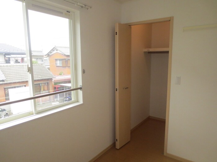 リヴィエ－ルの物件内観写真