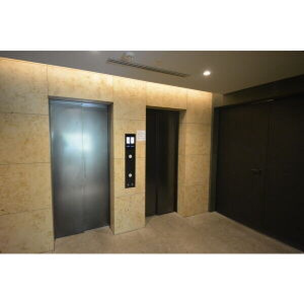 ｵｰﾌﾟﾝﾚｼﾞﾃﾞﾝｼｱ名古屋駅THE COURTの物件外観写真