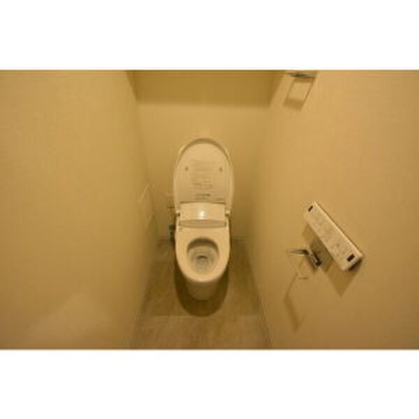 ｵｰﾌﾟﾝﾚｼﾞﾃﾞﾝｼｱ名古屋駅THE COURTの物件内観写真