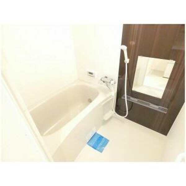 ハーモニーテラス荒子の物件内観写真