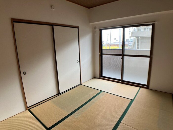 レジデンス栄の物件内観写真