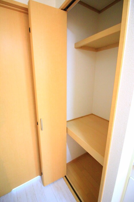 シャトレ上小田井の物件内観写真