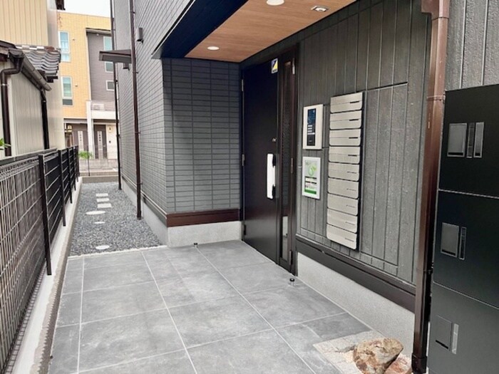 セレスティア松葉町の物件外観写真