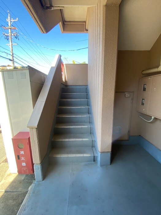 メゾン和幸の物件外観写真