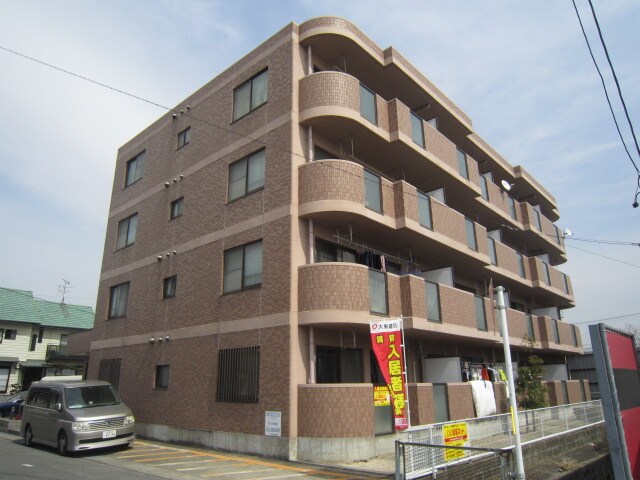 エスポワ－ル萱津の物件外観写真