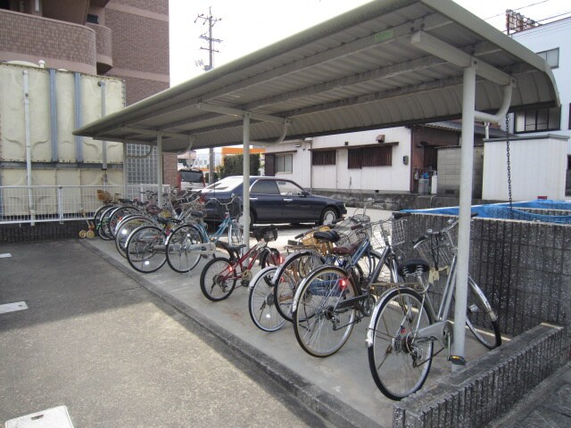 エスポワ－ル萱津の物件外観写真