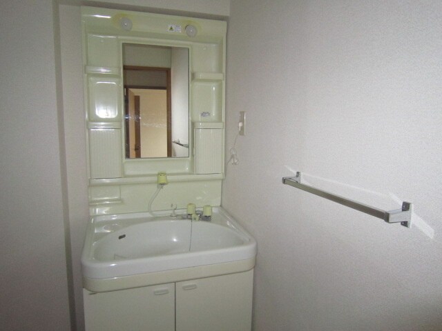 エスポワ－ル萱津の物件内観写真