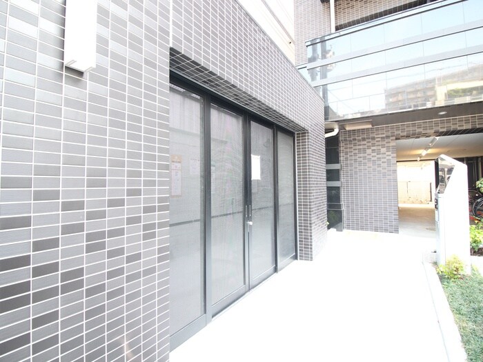 ﾌﾟﾚｻﾝｽ鶴舞ﾌｧｰｽﾄ(901)の物件外観写真