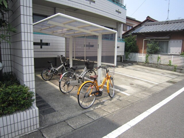 リネット花池の物件外観写真