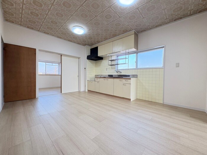 サンフラワーＡハイツの物件内観写真