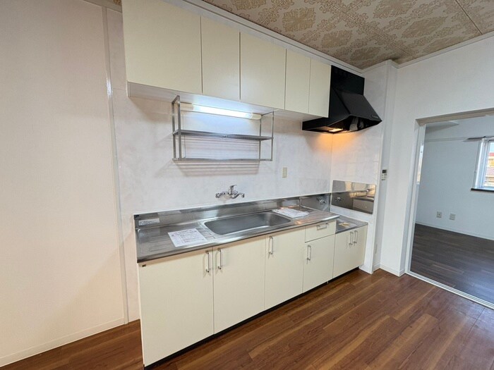 サンフラワーＡハイツの物件内観写真