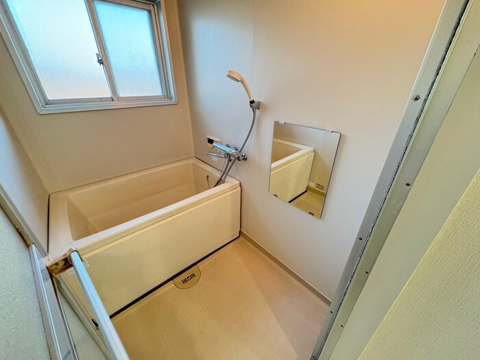 サンフラワーＡハイツの物件内観写真