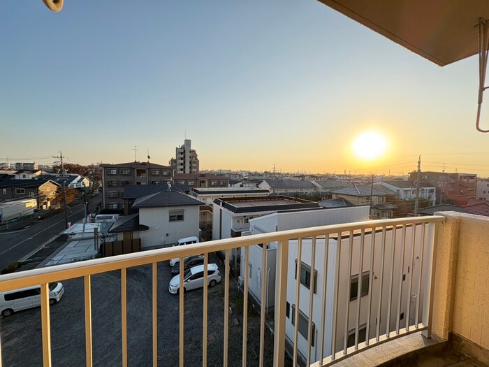 サンフラワーＡハイツの物件内観写真