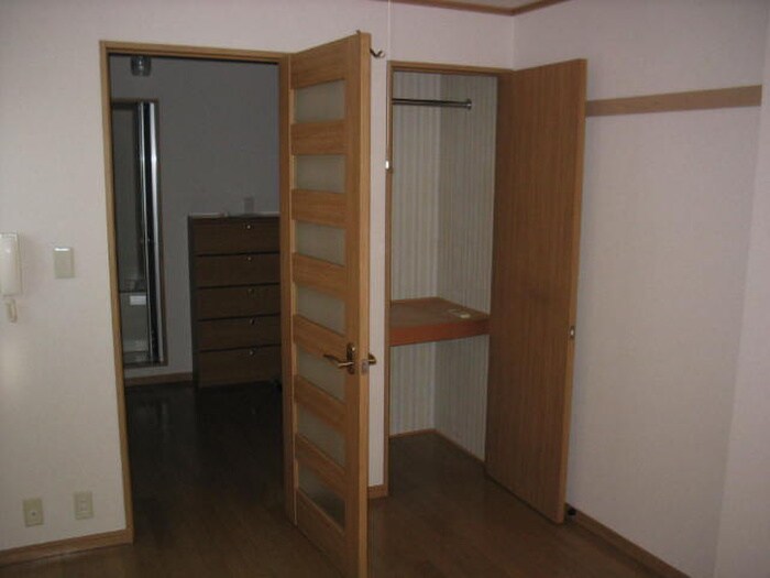 シャトー村瀬千代田ビルの物件内観写真