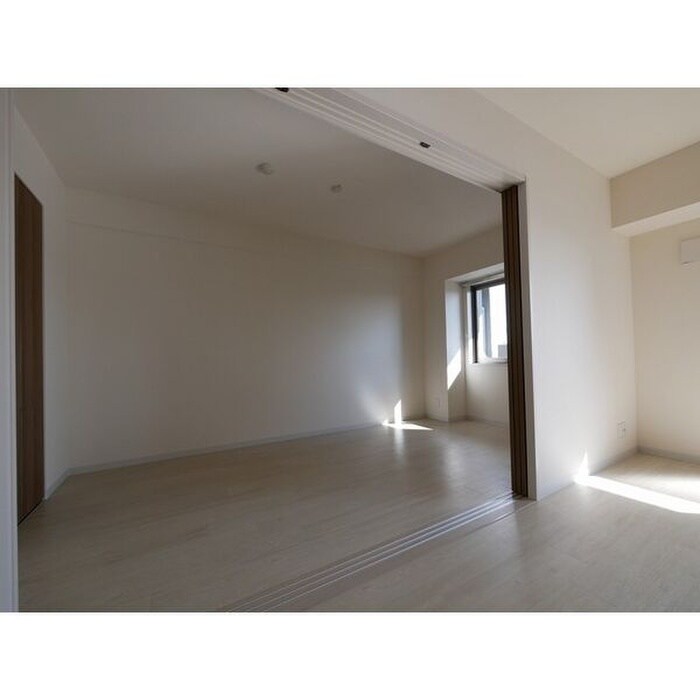 プレスティ則武の物件内観写真