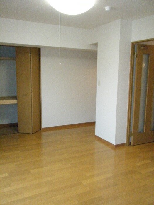 ヒルズ新栄の物件内観写真