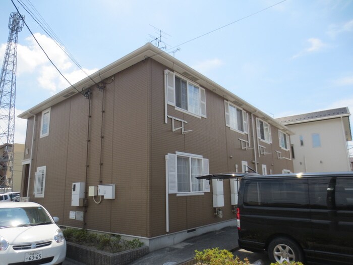 メゾン・ド・ソレイユ1の物件外観写真