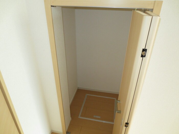 ヴェーク　フルスＢの物件内観写真