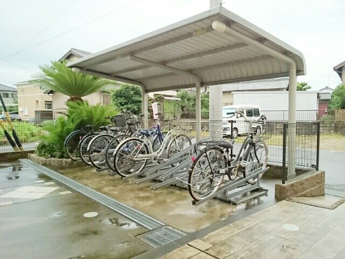 ヴェーク　フルスＢの物件外観写真