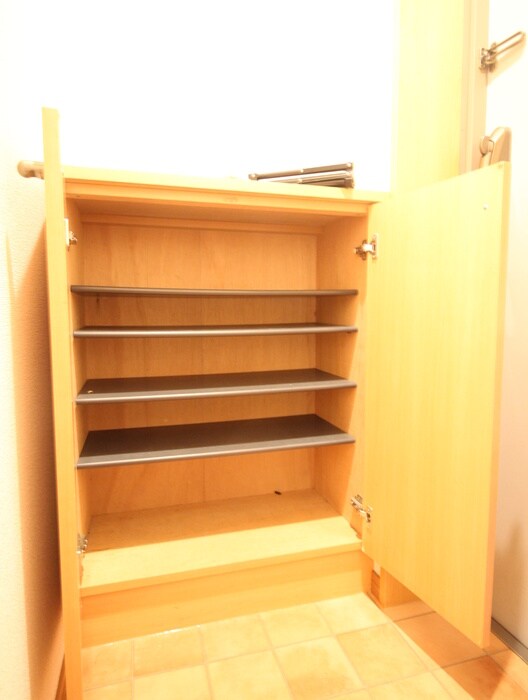 フローラル香流の物件内観写真