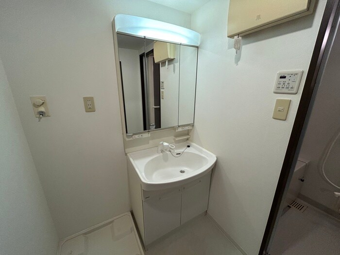 フォレシティ新栄の物件内観写真