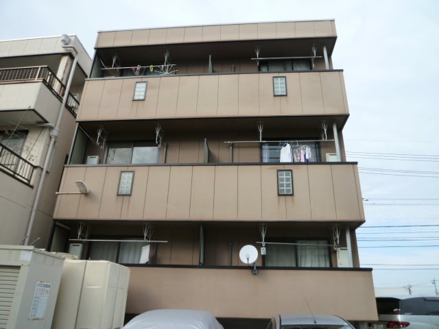 アートビル平田の物件外観写真