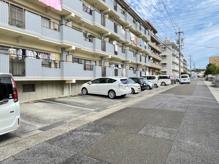 サンメゾン勢子坊の物件外観写真