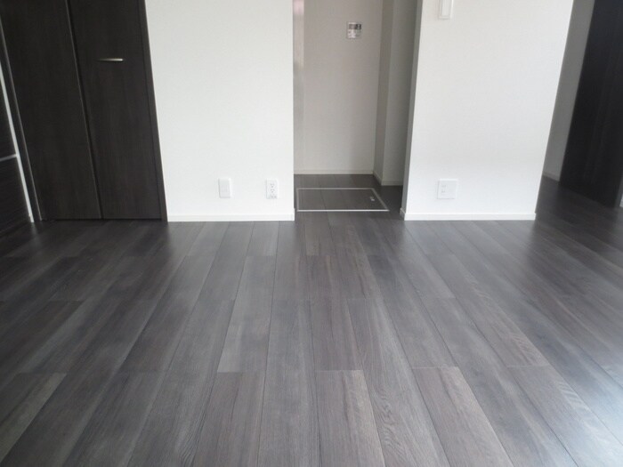 エレガンス牛立の物件内観写真