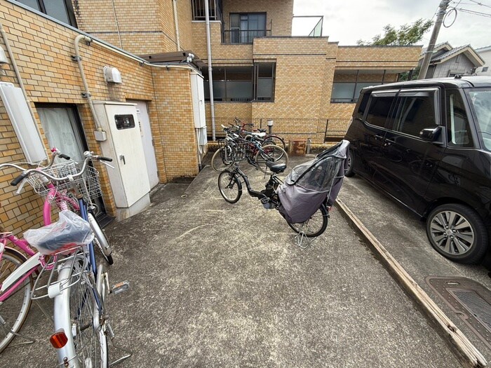 ダイアパレス喜多山（203）の物件外観写真