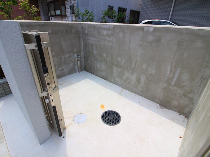 リナージュ佐古前の物件外観写真