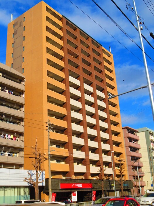 カスタリア志賀本通の物件外観写真