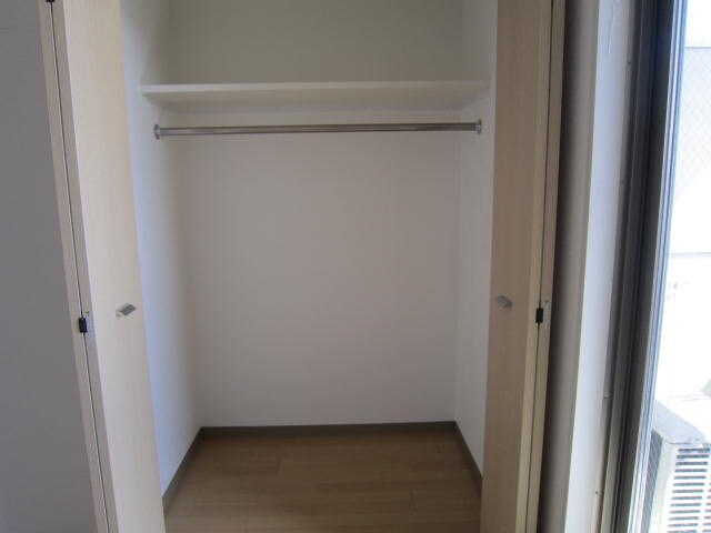 カスタリア志賀本通の物件内観写真